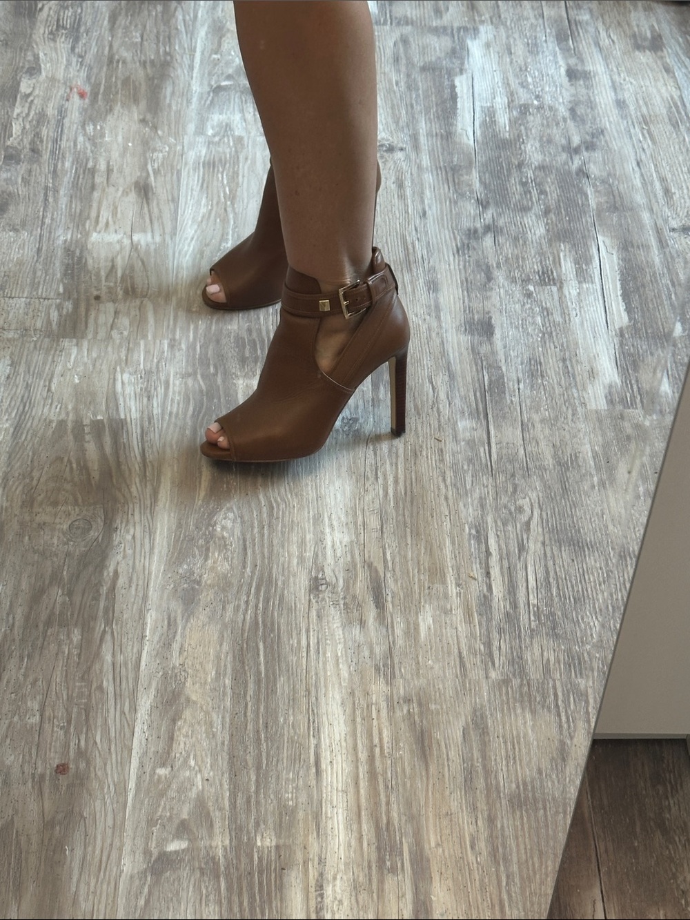 Michael Kors Brown Open-Toe Ankle Booties with Buckle leather upper 4” heel - Picture 2 of 8